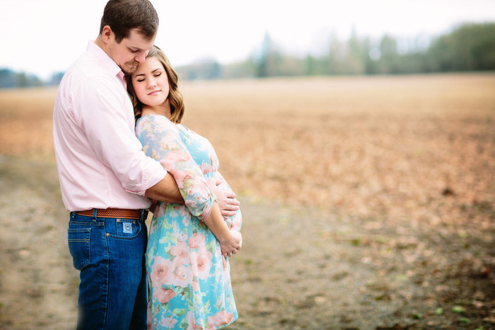 View More: http://moniqueserraphotography.pass.us/davies-maternity
